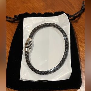 Men’s leather bracelet
